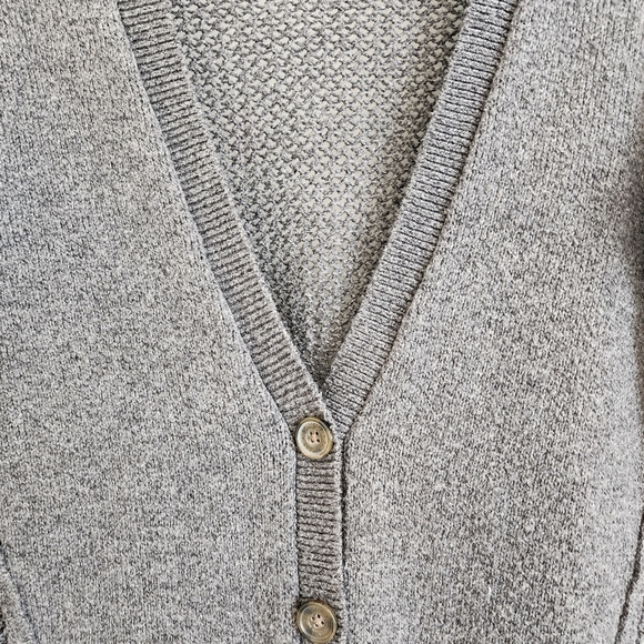 Hollister Grey Knit Sweater Size Small - Picture 7 of 11